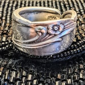 Beautiful Vintage Spoon Band Ring, Size 8